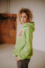 Bluza oversize Lime dla mamy i taty dostępna od ręki - obrazek 2