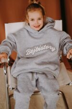 Bluza oversize Gray Bejbistory dostępna od ręki - Image 4