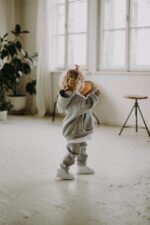 Bluza oversize Gray Bejbistory dostępna od ręki - Image 2