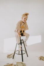 T-shirt oversize Axel Teddy beige - obrazek 7