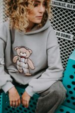 Bluza oversize Arthur Teddy dla mamy i taty dostępna od ręki - Image 9