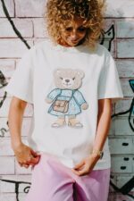 T-shirt oversize Emily Teddy cream dla mamy