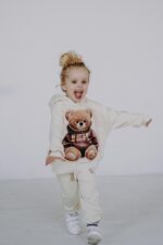 Bluza oversize Biscuit Teddy dostępna od ręki - Image 4