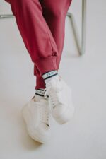 Spodnie dresowe bordo Mac Teddy dla mamy i taty - Image 2