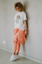 T-shirt oversize Funky Teddy cream dla mamy i taty - Image 4