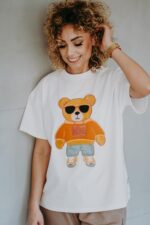 T-shirt oversize Barry Teddy cream dla mamy i taty - obrazek 3