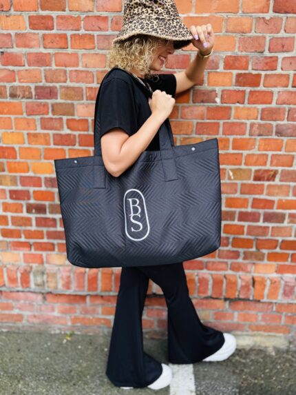 Torba typu Shopper Bag czarna pikowana z haftem large size