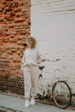 Bluza Basic oversize beżowa - Image 8