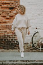 Bluza Basic oversize beżowa - Image 3