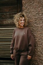 Bluza Basic oversize czekoladowa - Image 7