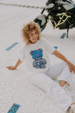 T-shirt oversize Blue Teddy dla mamy i taty - obrazek 2