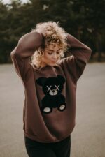Bluza oversize Mocha Teddy dla mamy i taty - obrazek 2