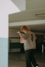 Bluza oversize rozpinana Robot Teddy dla mamy i taty - Image 6