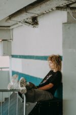 T-shirt oversize Black Robot Teddy dla mamy i taty - Image 9