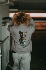 Bluza oversize rozpinana Robot Teddy dla mamy i taty - Image 2