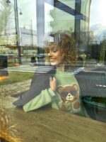 Bluza oversize Matcha Teddy dla mamy i taty - Image 4