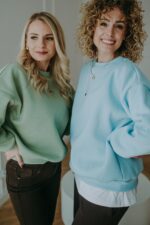 Bluza basic oversize klasyczna błękitna - obrazek 8