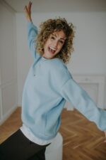 Bluza basic oversize klasyczna błękitna