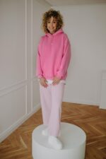 Bluza basic oversize klasyczna różowa - obrazek 2