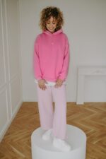 Bluza basic oversize klasyczna różowa - obrazek 3