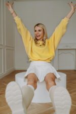 Bluza Basic oversize krótka żółta - obrazek 5