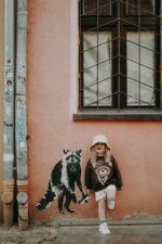 Krótkie spodenki kremowe - obrazek 5